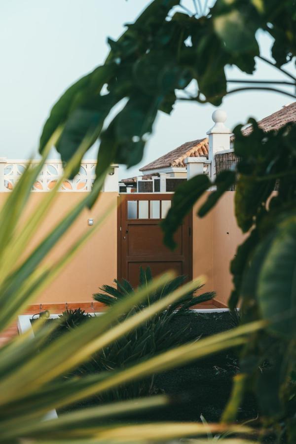 Moderne Villa Met Verwarmd Zwembad In קורלחו מראה חיצוני תמונה