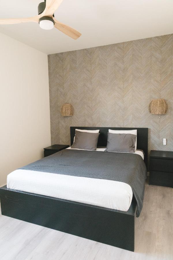 Moderne Villa Met Verwarmd Zwembad In קורלחו מראה חיצוני תמונה